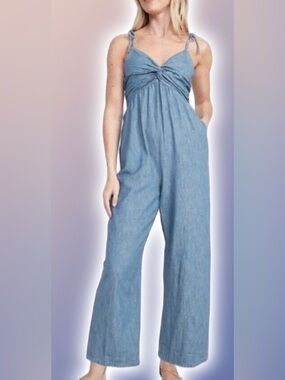 Old Navy chambray Tie-Shoulder Wide-Leg Jumpsuit Size Medium
